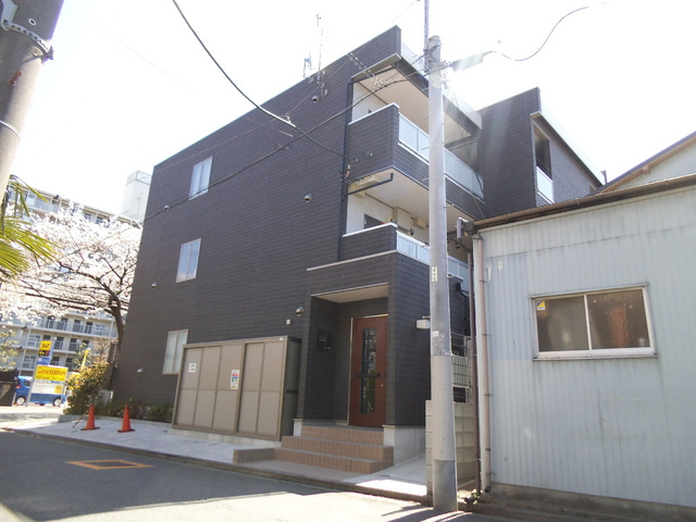 リブリ・桜レジデンスのエントランス|閑静な住宅街です☆