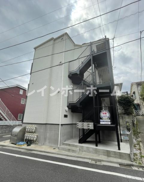 ハッピー成増の外観