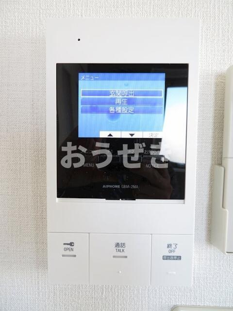 ロイヤル東日暮里１のセキュリティ|モニター付インターホン完備