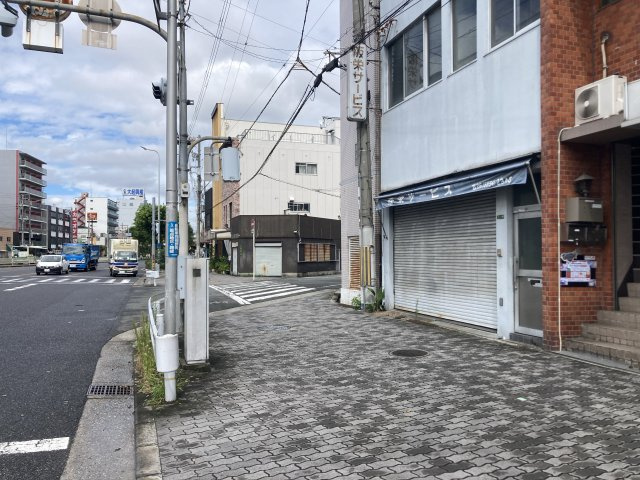 FOLビル