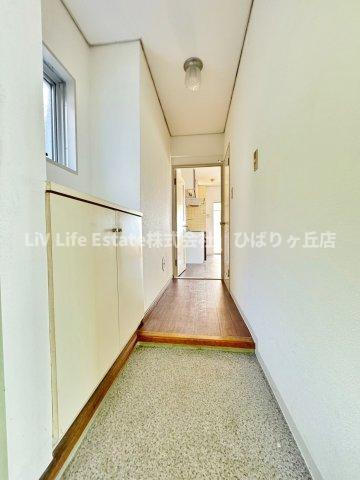 フローラひばりが丘の玄関