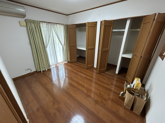別府市南立石中津留町の洋室
