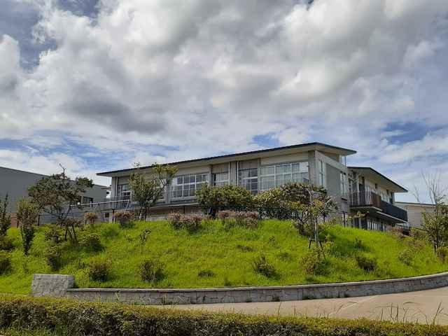 大網小学校まで308m