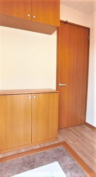 明るい玄関です