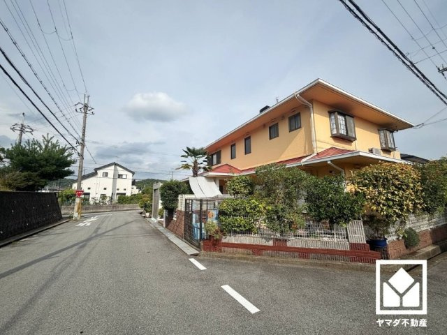 西宮市北六甲台4丁目の外観