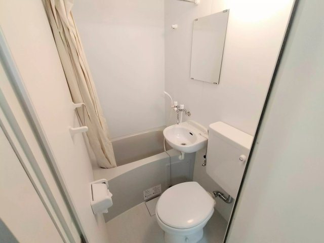 シンプルで使いやすいトイレです