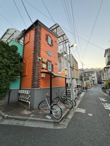 外観は落ち着いています