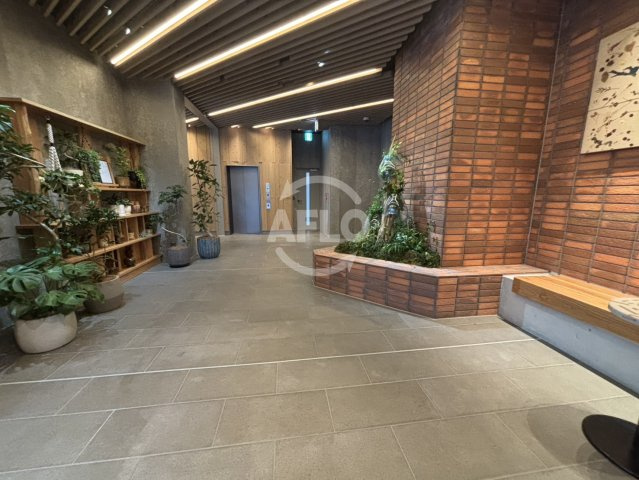コンフォリア・リヴ本町WEST Qのロビー|コンフォリア・リヴ本町WEST Q　ロビー