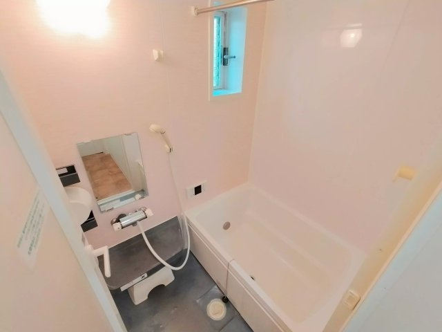 ゆったり過ごせるお風呂です