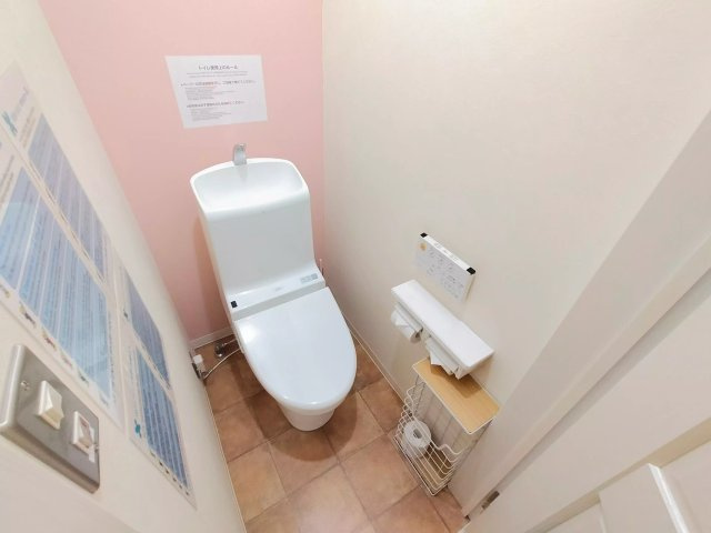 シンプルで使いやすいトイレです