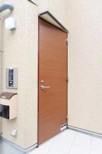収納もある玄関です