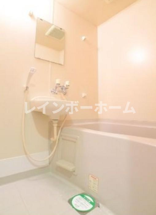 カーサベルデの浴室