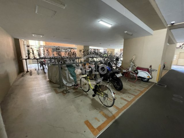 エステムコート大阪・中之島南のその他共用部分|エステムコート大阪・中之島南　駐輪場・バイク置き場