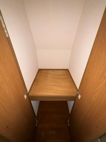 稲城市大丸の一戸建ての内装