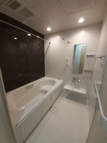クレメント津志田Ｂの浴室