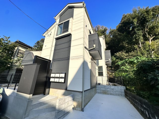 川崎市多摩区生田５丁目のアパートの外観