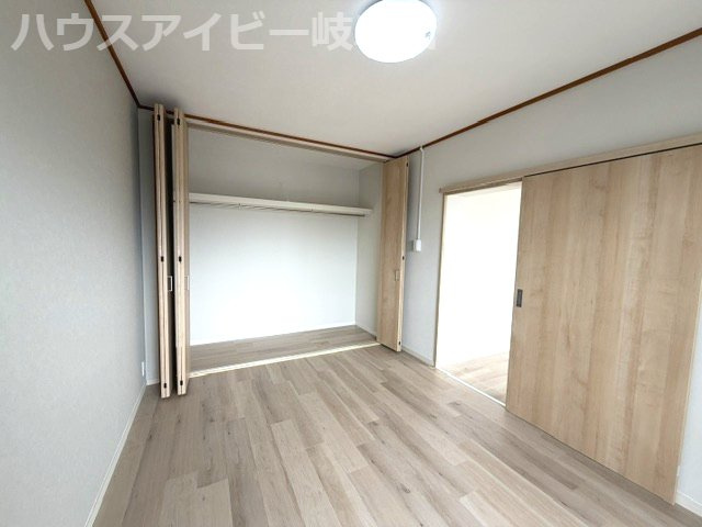 コーポ田神E棟！最上階5階部分！エレベーター付き！フルリフォーム済み！田神駅まで徒歩6分！の洋室|コーポ田神E棟！最上階5階部分！エレベーター付き！フルリフォーム済み！田神駅まで徒歩6分！
