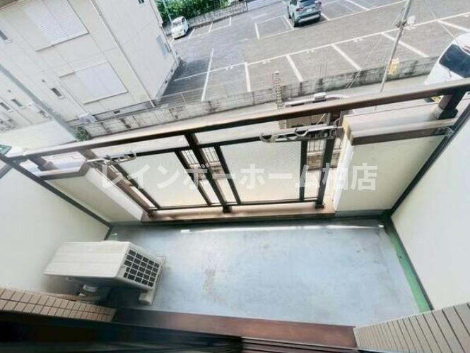 特典：仲介手数料が無料です!!のバルコニー|外からの目が気にならないバルコニーで洗濯物が干せます