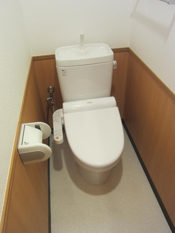 福岡市西区富士見２丁目の賃貸マンションのトイレ|物件の画像8