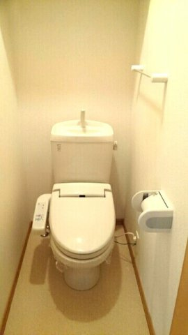 エテルノ　Ｄのトイレ|トイレもきれいです