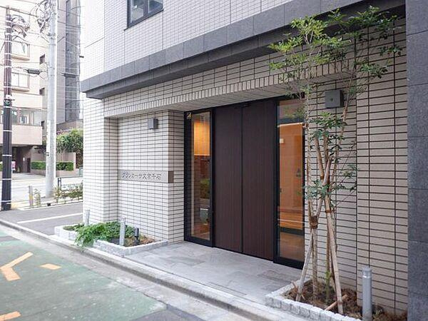 グランカーサ文京千石のエントランス