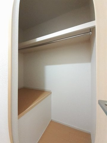メゾン・エスポワールの収納|小物を収納するのに便利です