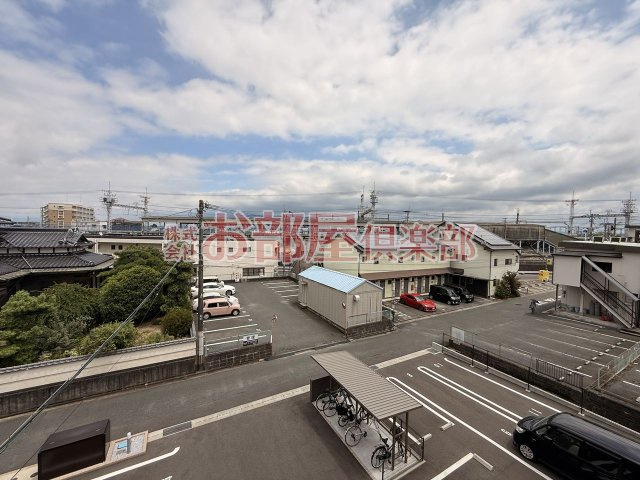 ラ・ルーチェ宮の陣駅前の展望