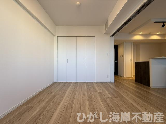 ランドステージ茅ケ崎オーシャンビューの内装|新規リフォーム完了！　6帖　洋室