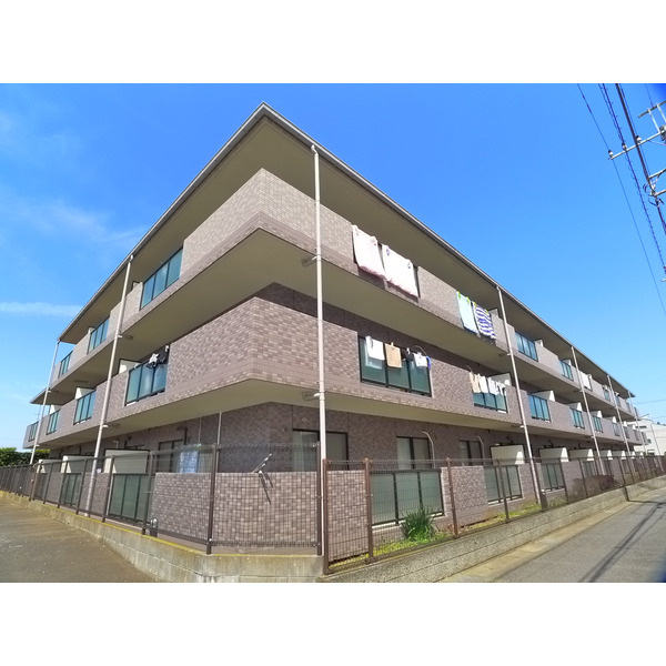 ファミール新柏の外観パース|こちら、外観パースです