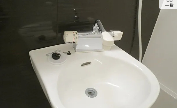 ベルビューカシェットの洗面所