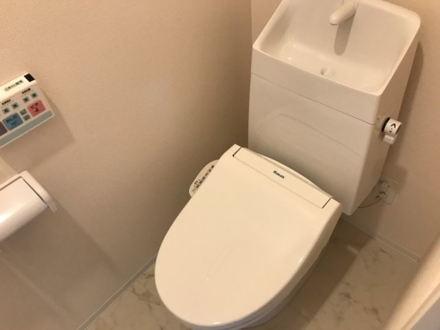 シェルキィのトイレ