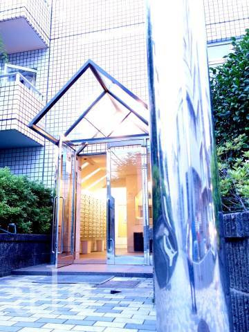 世田谷区松原３丁目の賃貸マンションのエントランス|とても綺麗なお部屋です♪