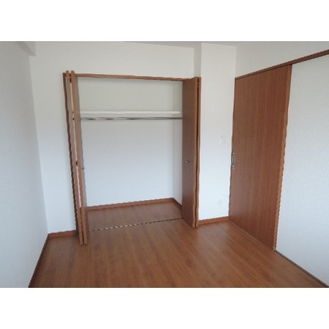 福岡市南区横手２丁目の賃貸マンションの収納