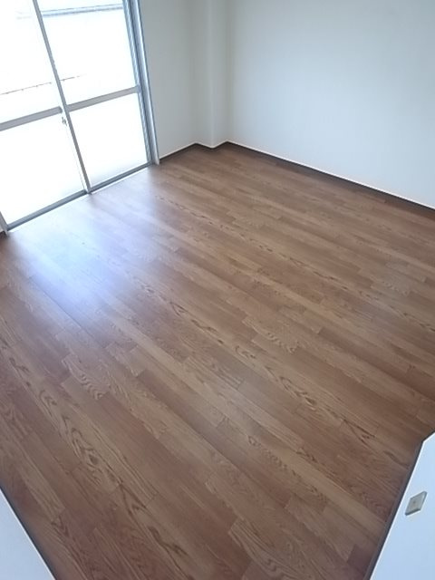 サンハイム立花の寝室