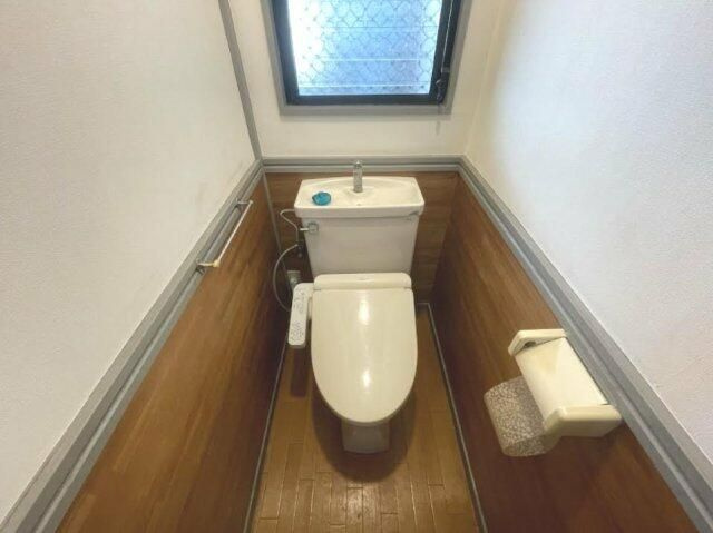 志茂５丁目戸建てのトイレ