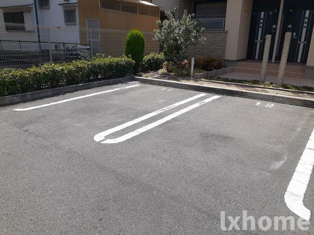 ジョイフルの駐車場