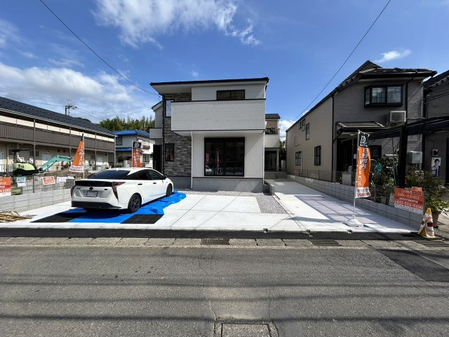 日野市南平６期の駐車場