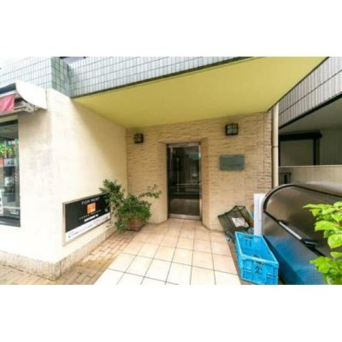 パーク西小山のエントランス