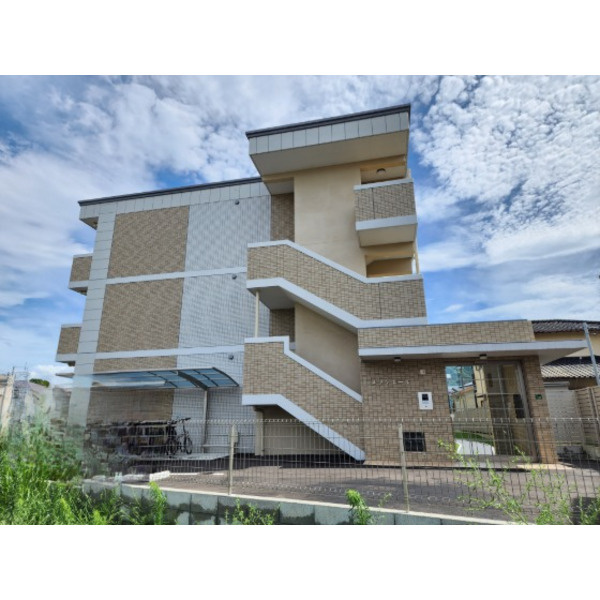 福岡市南区柏原１丁目の賃貸マンションの外観パース