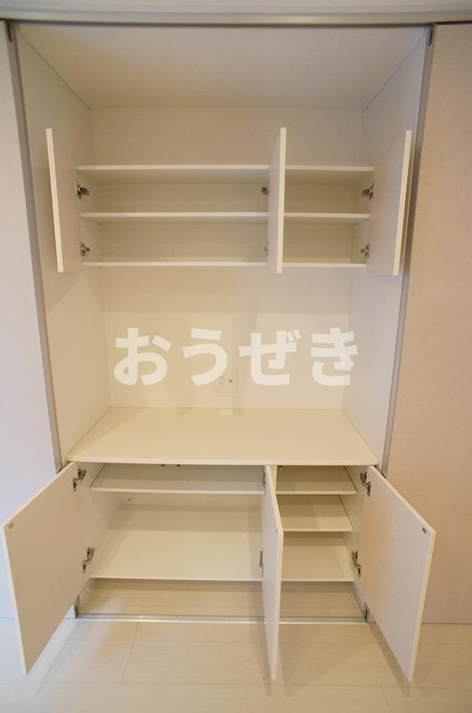 リブリ・上大岡西の収納