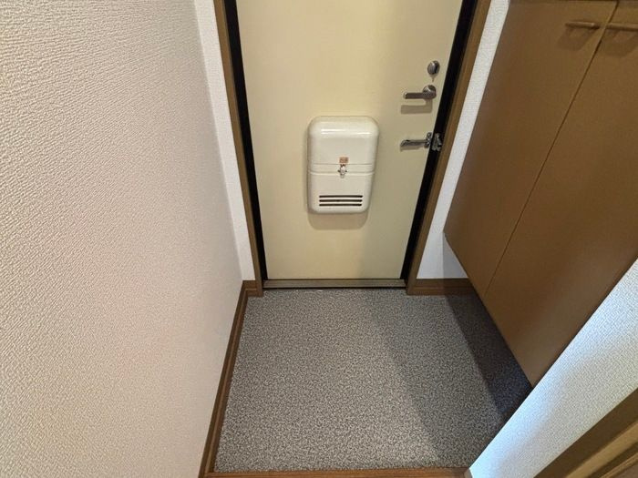 ビューラーやすらぎ　B棟の玄関