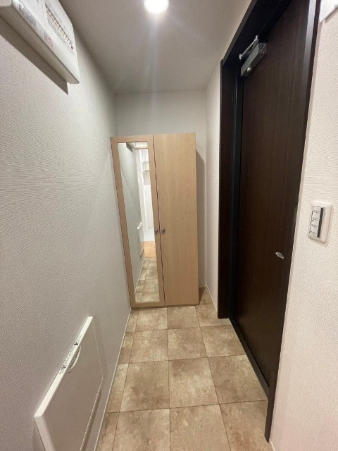 メゾン新和の玄関