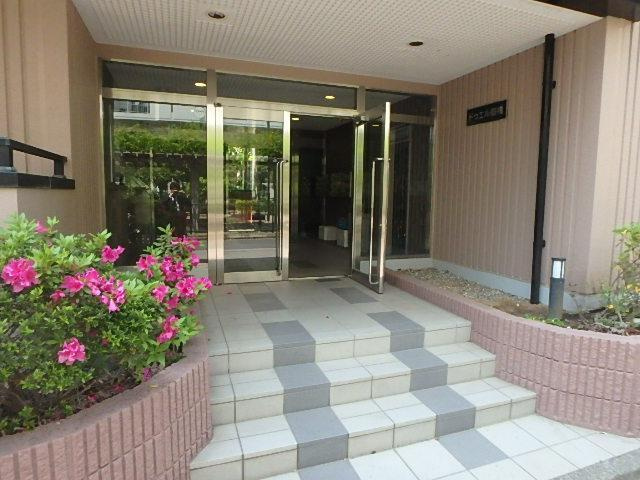 ドゥエル扇橋のエントランス