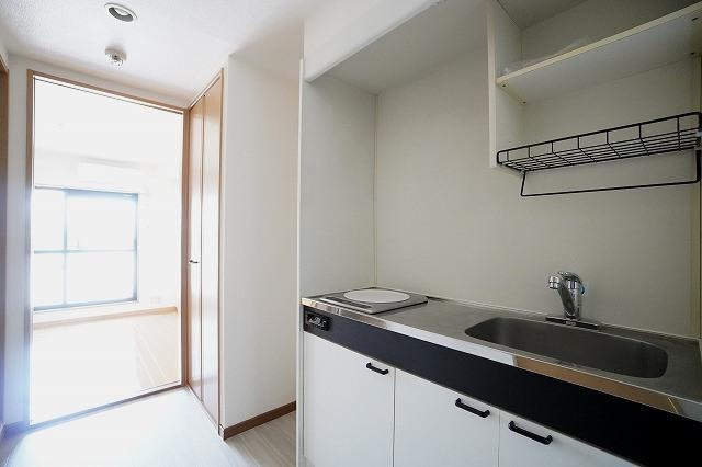 福岡市博多区千代３丁目の賃貸マンションのキッチン|物件の画像4