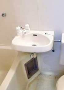 日ビルハウスの洗面所