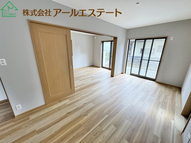 姫路市飾磨区矢倉町1丁目　　JR「英賀保駅」徒歩8分の居間・リビング