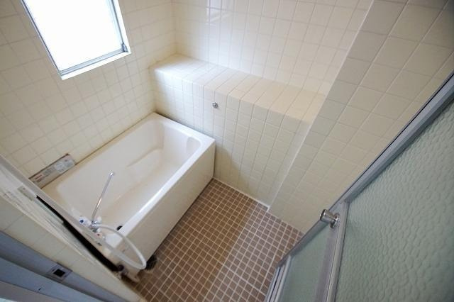 福岡市南区長丘３丁目の賃貸マンションの浴室|物件の画像5