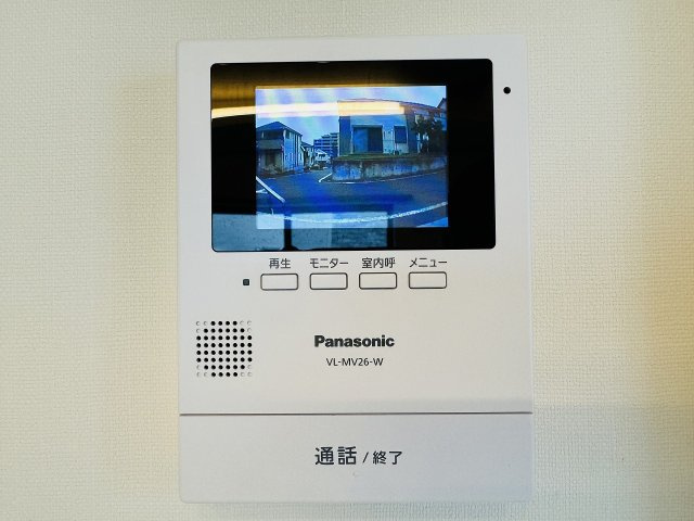 八王子市　鑓水　中古戸建てのセキュリティ|～TVモニター付インターホン　訪問者の確認に便利です～
