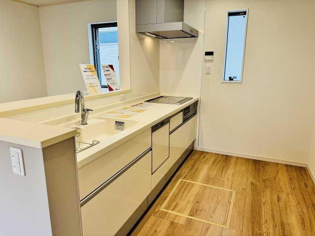 八王子市　鑓水　中古戸建てのキッチン|～使い勝手の良いシステムキッチン～