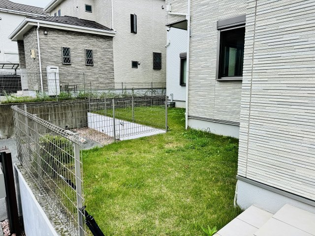 八王子市　鑓水　中古戸建ての庭|～ちょっとしたガーデニングなども楽しめる庭付き～